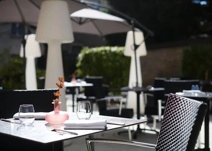 Maison Philippe Le Bon Hotel, Restaurant & Bar Le 19 Digione